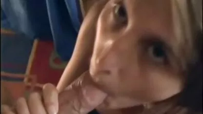 Sexo de menina Busty vídeo pornô anal com prazer