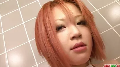 Curta seleção em sexo anal pornô que as nádegas de uma mulher é projetado com uma variedade de assuntos