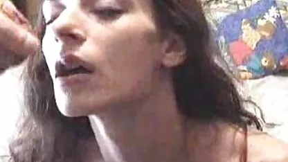 Alemão em lingerie preta e meia dá videos pornos dp anal guy em rabo