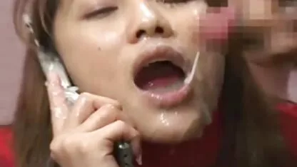 O jovem pornô anal antigo cliente precisa urgentemente de um massagista na vagina, num colchão de ar.