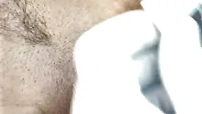 A rapariga prefere ter sexo com xvídeos pornô dupla penetração um homem maduro.