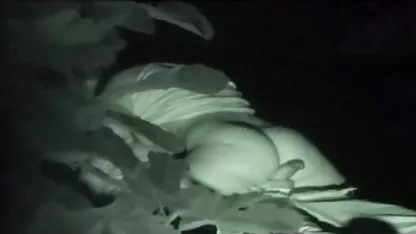 A Krala tatuada é uma treta e masturba-se com videos de sexo anal nacional um pau entre as tetas cheias de óleo.