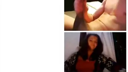 Um cavalo macho puxando video ponor anal as duas morenas
