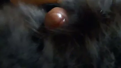 O agente de segurança bicou uma vidio pornô anal mulher com um piercing no umbigo.