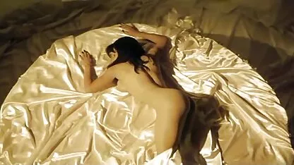 Faz porno dor no cu o teu apetite Adria Rae dá-o a um homem e deixa-o Lamber-lhe o ânus